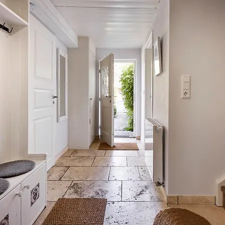 Haus Augenblick Holiday home *